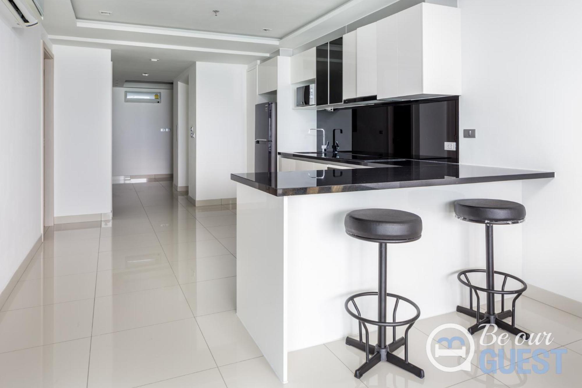 Stunning Sea View Condo On The Beach - Monthly Stay Pattaya Room photo