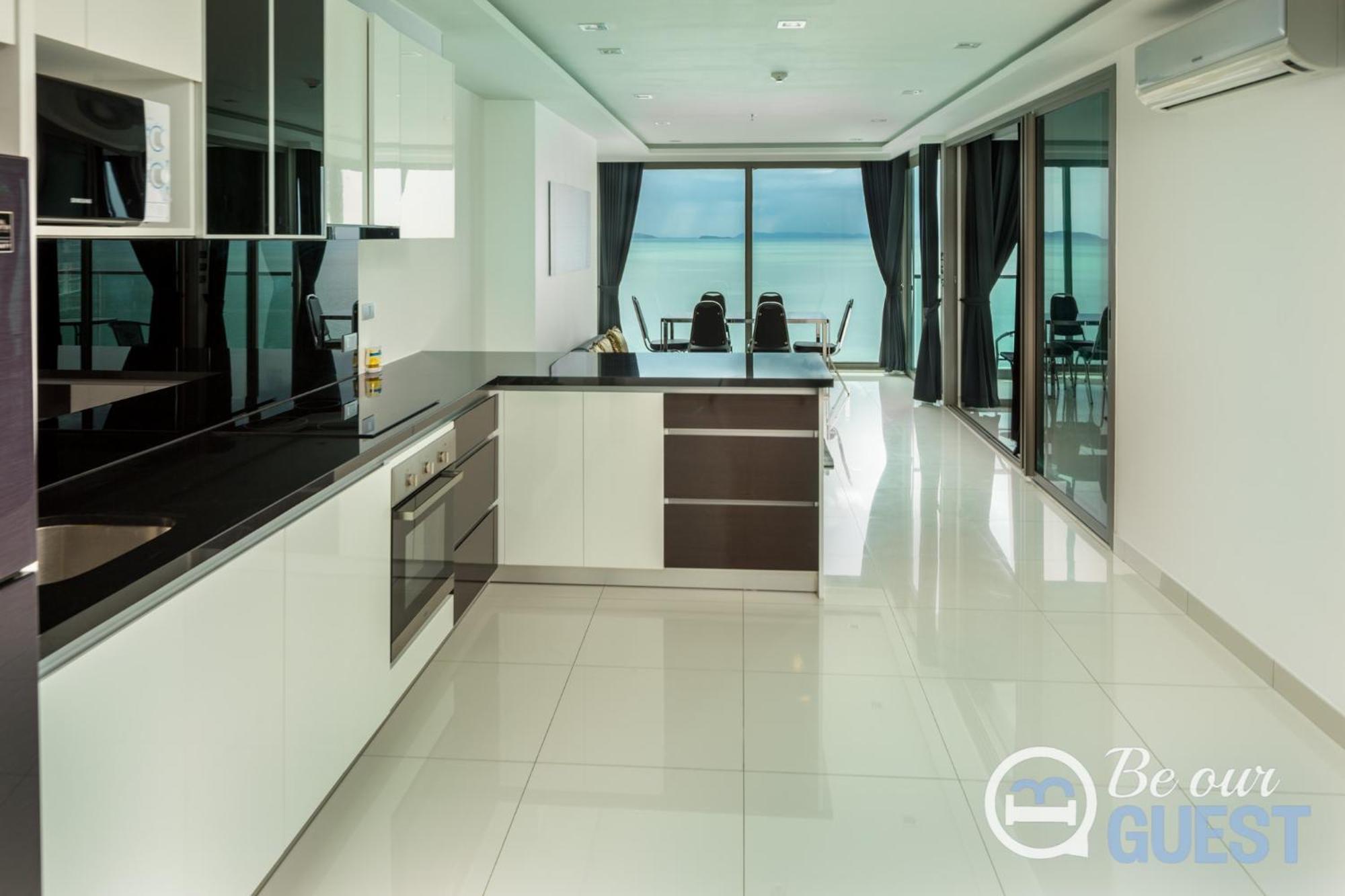 Stunning Sea View Condo On The Beach - Monthly Stay Pattaya Exterior photo